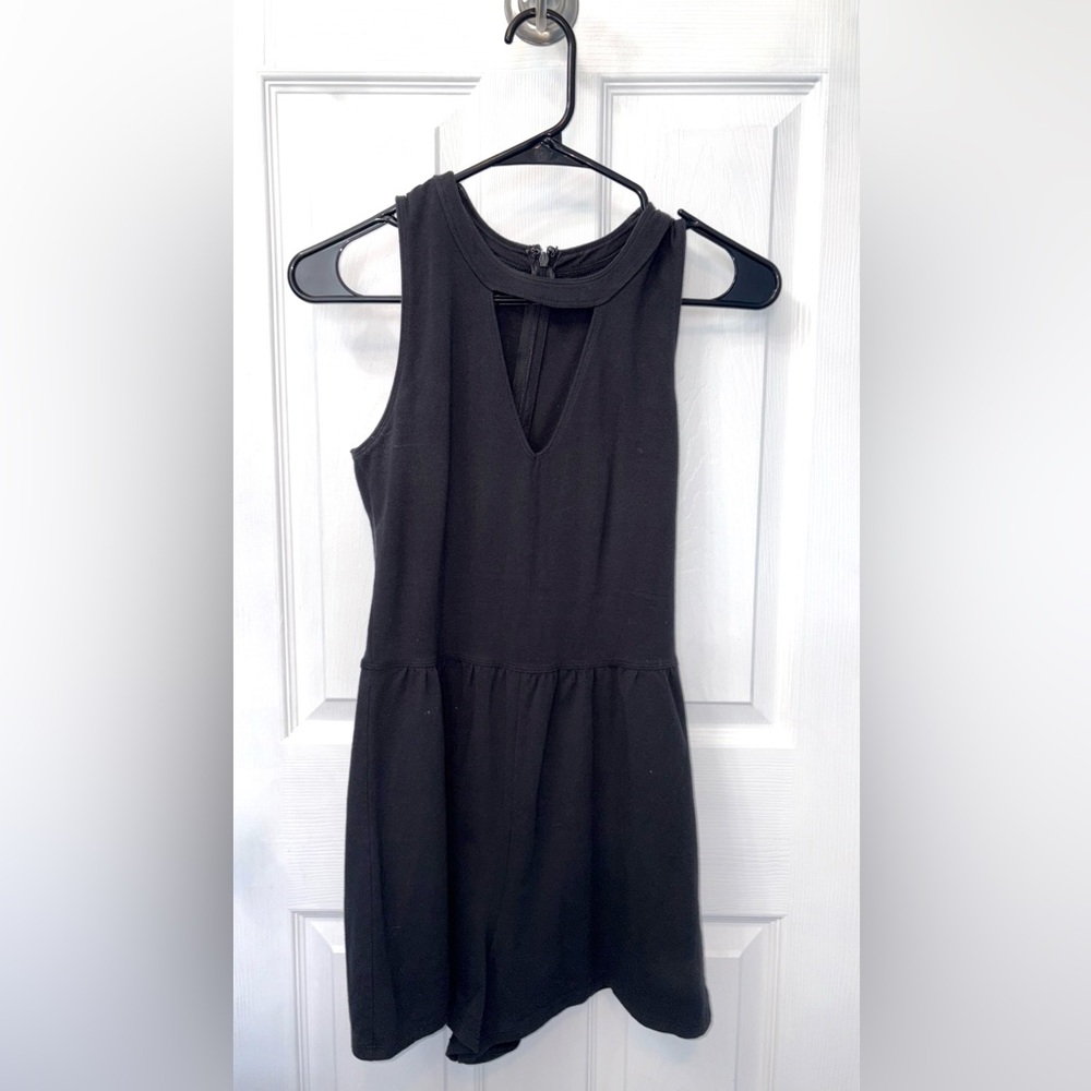 Hollister Black V-Neck Romper  (USED)